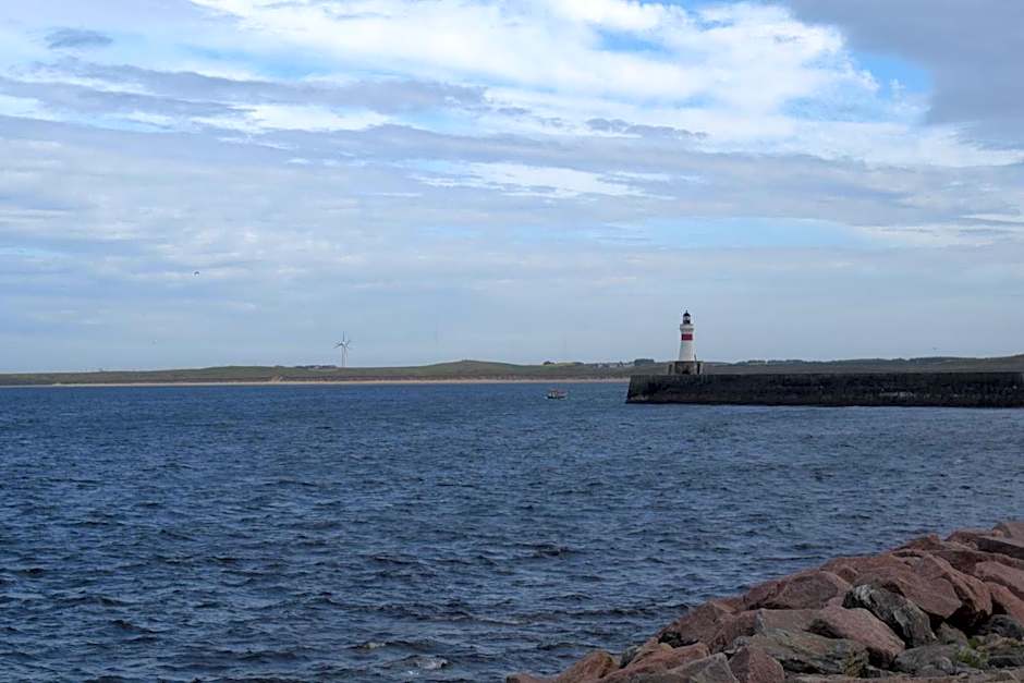 Cheers Cafe Bar & Tavern