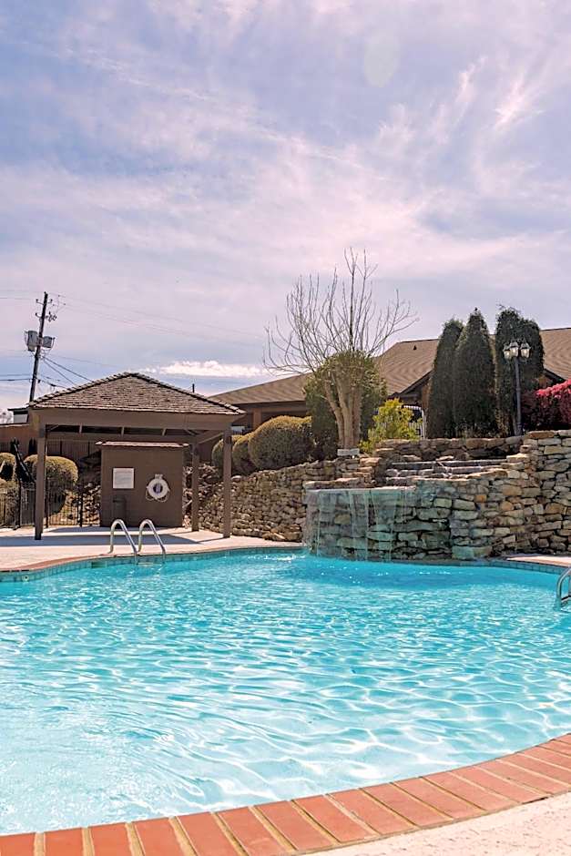 Gadsden Inn and Suites