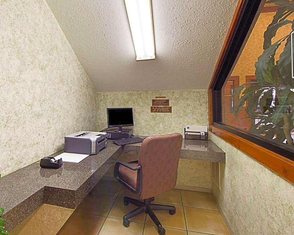 Shary Inn and Suites