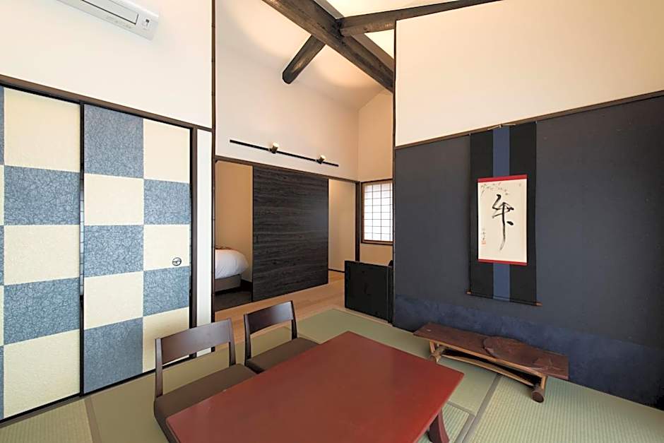 Kamishichiken Oku