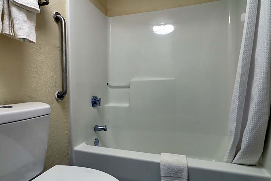 Baymont by Wyndham Ridgeland I-95