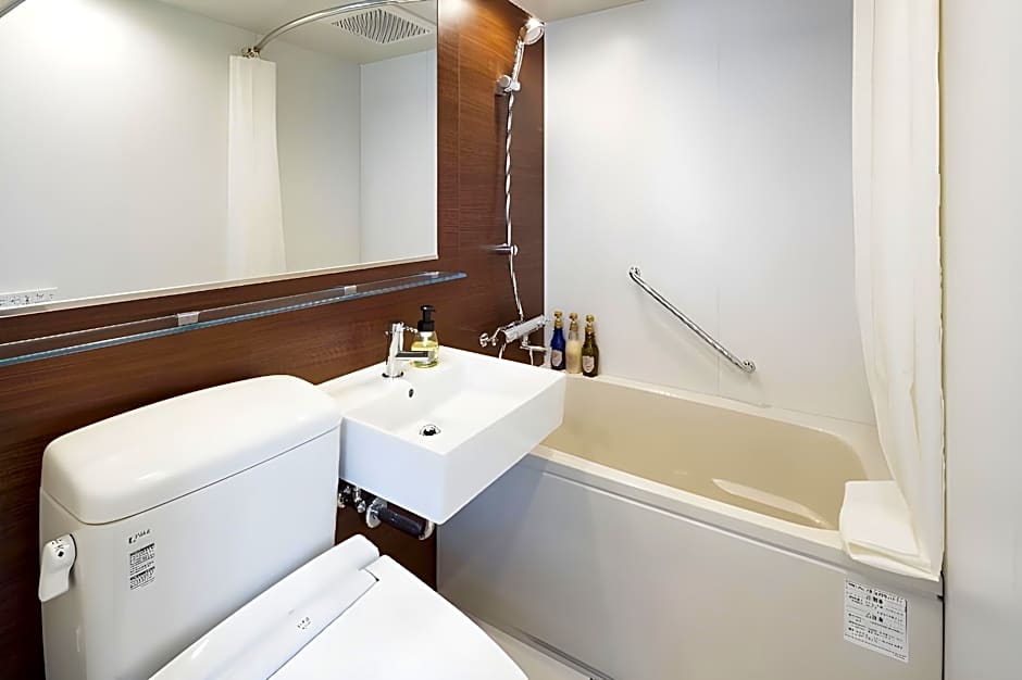 Hotel Mystays Yokohama Kannai