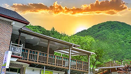 Gapyeong Sangol-Iyagi Pension