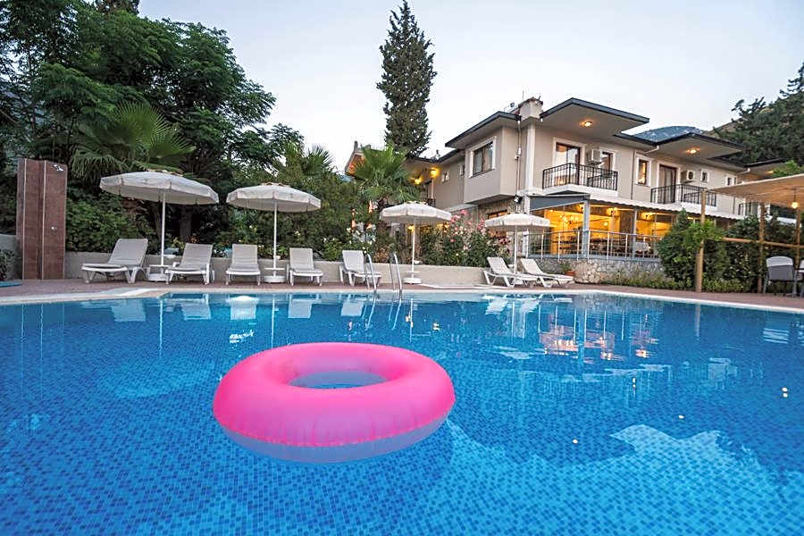 Otto Palace Boutique Hotel 