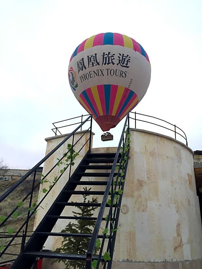 Balloon Cave Hotel