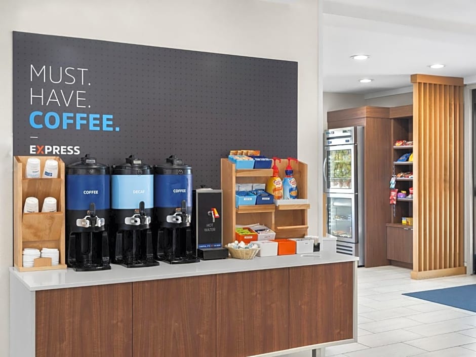 Holiday Inn Express Fort Bragg By IHG