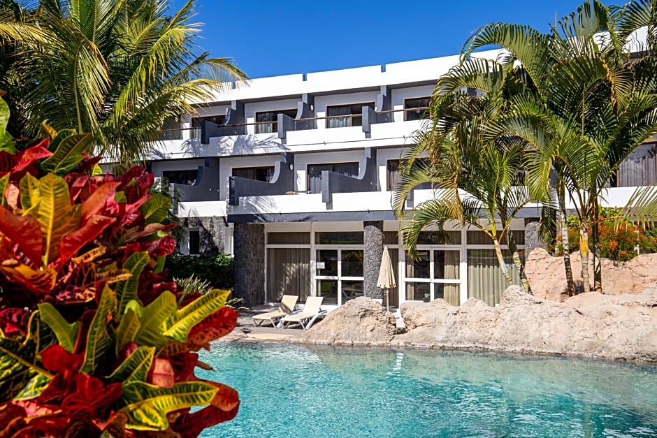 R2 Romantic Fantasia Suites - Adults Only