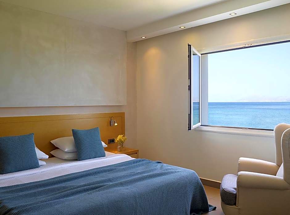 Atlantica Marmari Palace