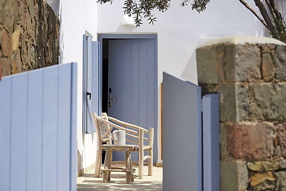 Artemis Deluxe Rooms