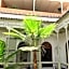 Riad Tzarra