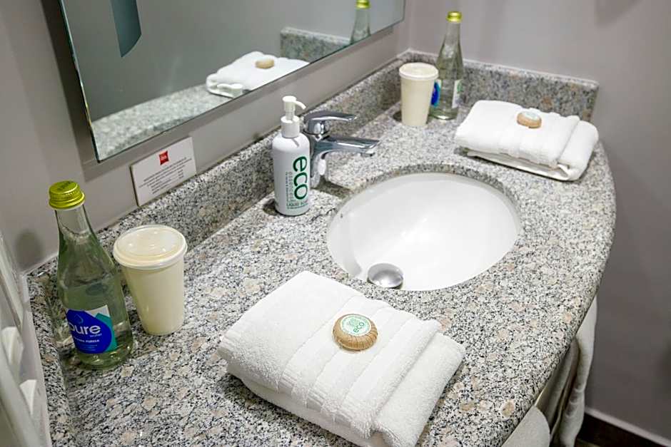 Ibis Quito