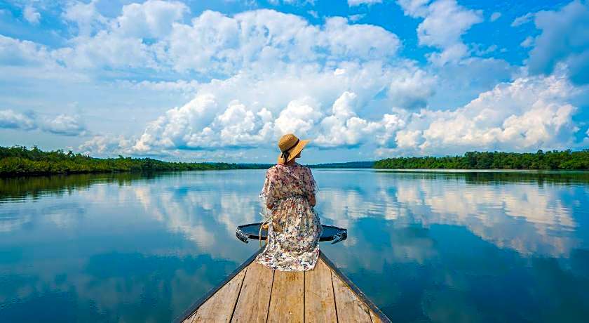 Canvas & Orchids Retreat