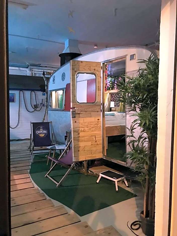 HafenTraum IndoorCampingHostel