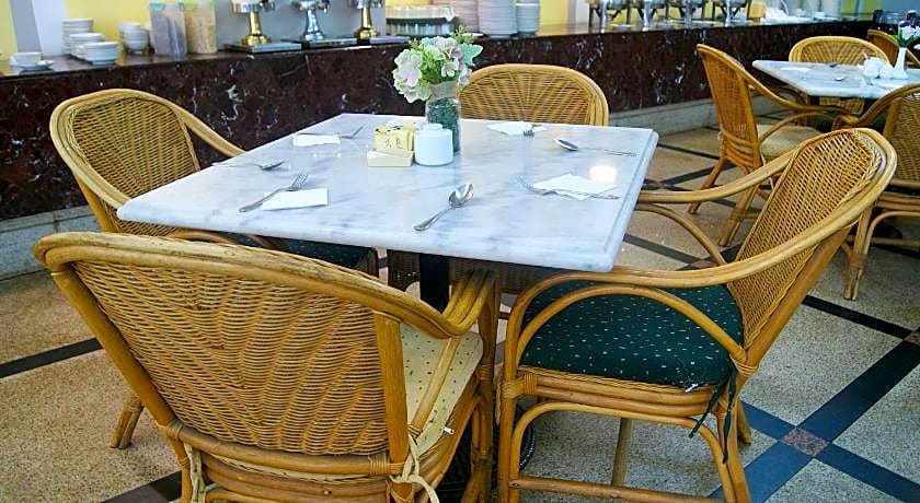 Tang Dynasty Park Hotel