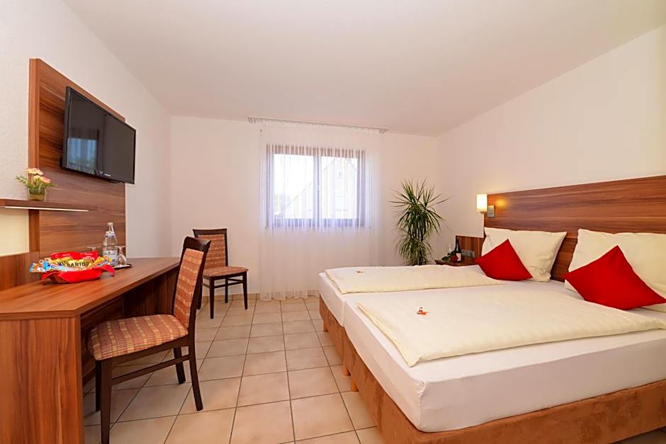Photo 1 of 10 of Comfort 1 Double Bed or 2 Beds