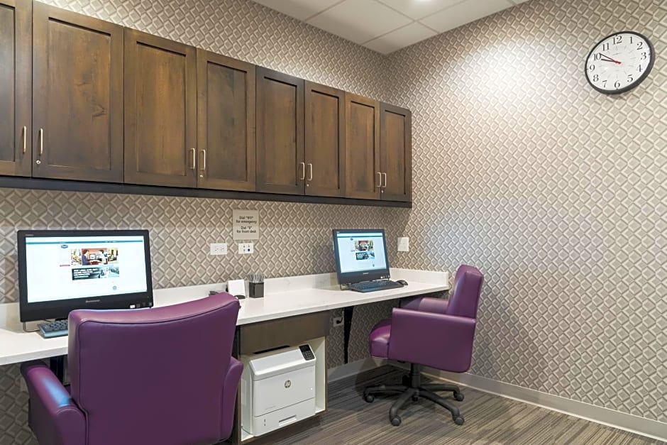 Hampton Inn & Suites by Hilton Chicago Schaumburg IL