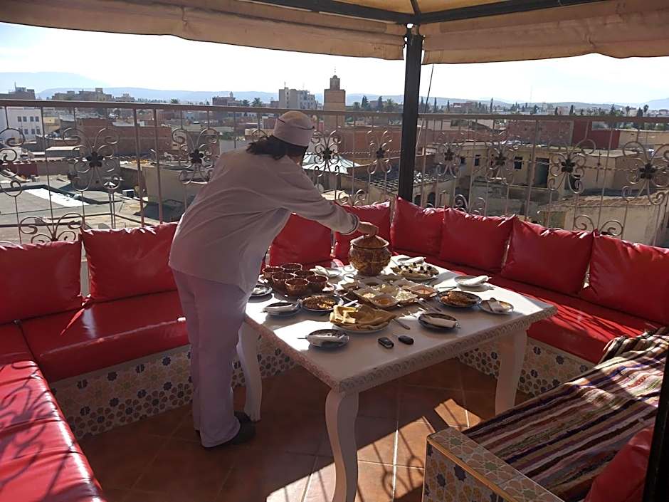 Hotel LAHLOU riad Cafeteria