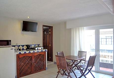 Studio with Kitchenette