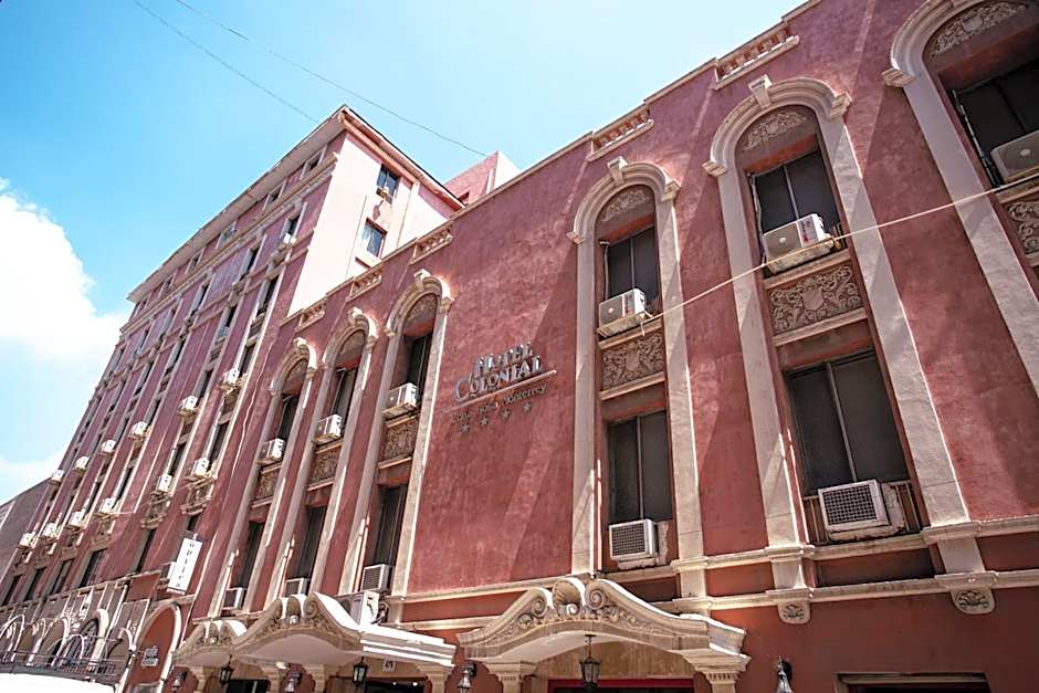 Hotel Colonial