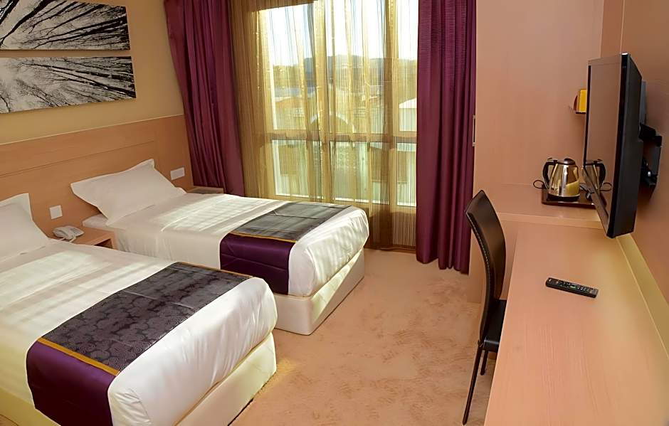 Amanson Signature Hotel