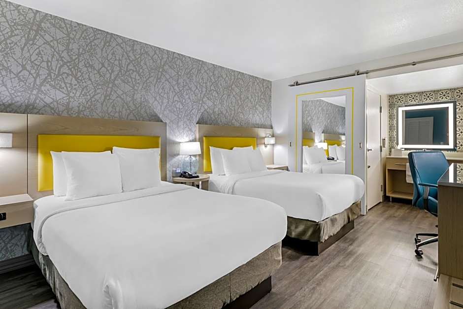 Hillstone Inn Tulare, an Ascend Collection Hotel