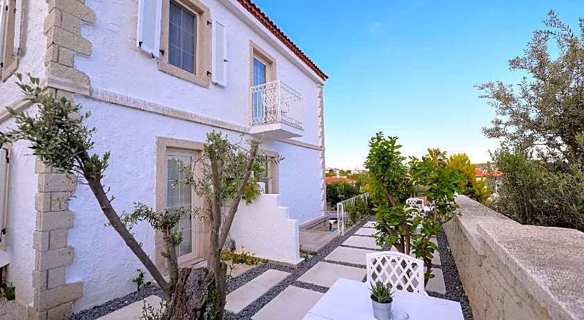 Peremere Alaçati Otel