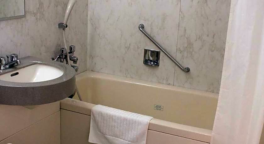 Hotel Crown Hills Takaoka