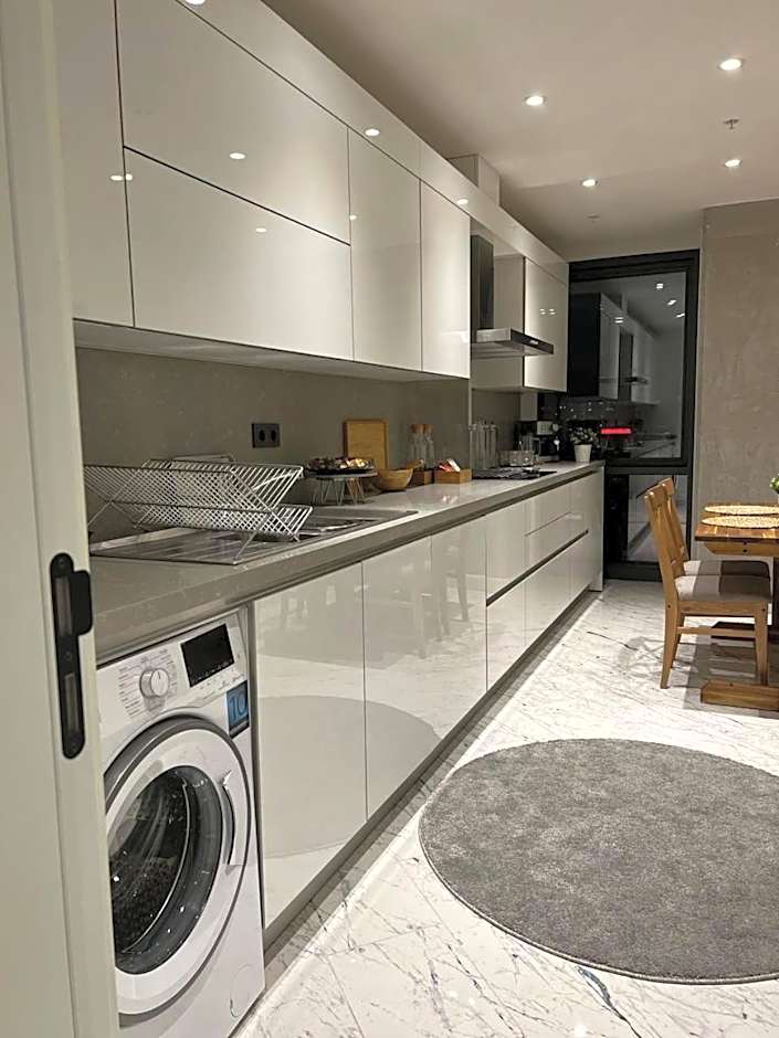 Enjoy luxury family apt