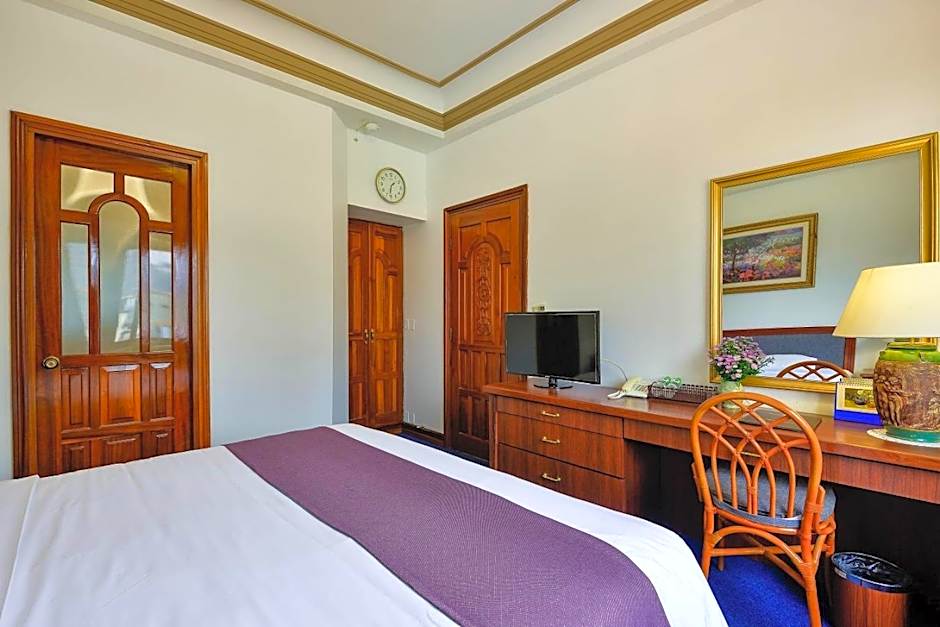 Photo 1 of 7 of Standard 1 Double Bed or 2 Beds