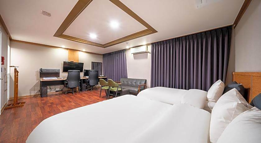 Kabo Hotel