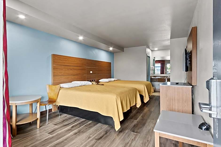 Regency Inn Near Boardwalk & Hurlburt Field