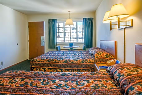 Queen Room with Two Queen Beds