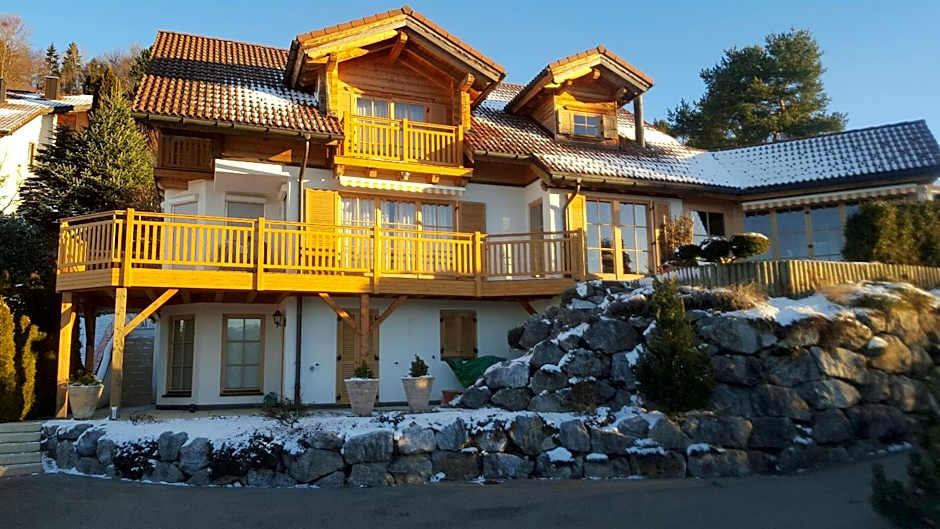 Suite mit Parkplatz Gebertingen