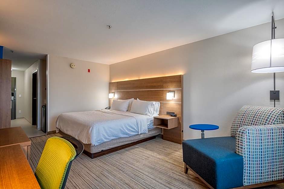 Holiday Inn Express Hotel & Suites Greenville By IHG