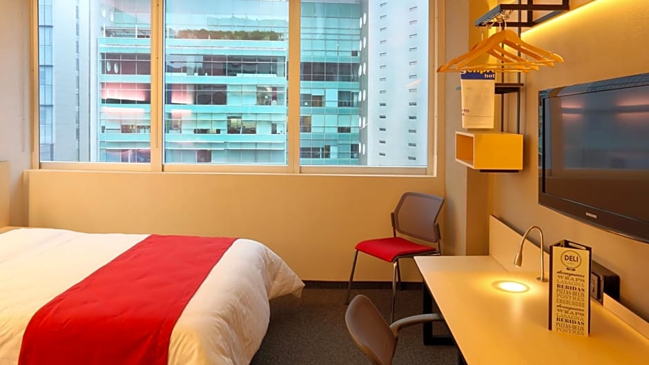 City Express Plus by Marriott Ciudad de México Santa Fe