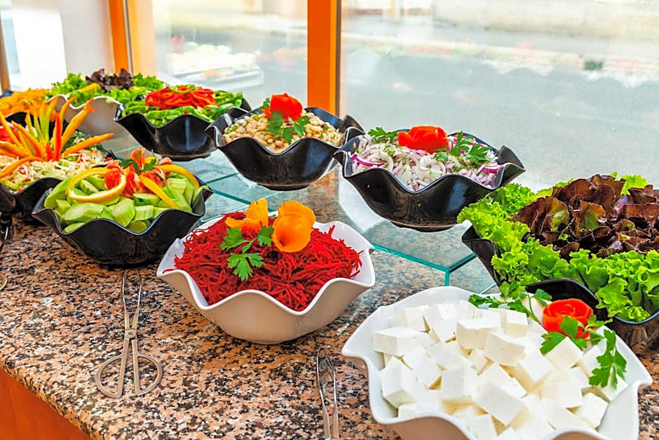 Complex Sunrise by HMG - All Inclusive