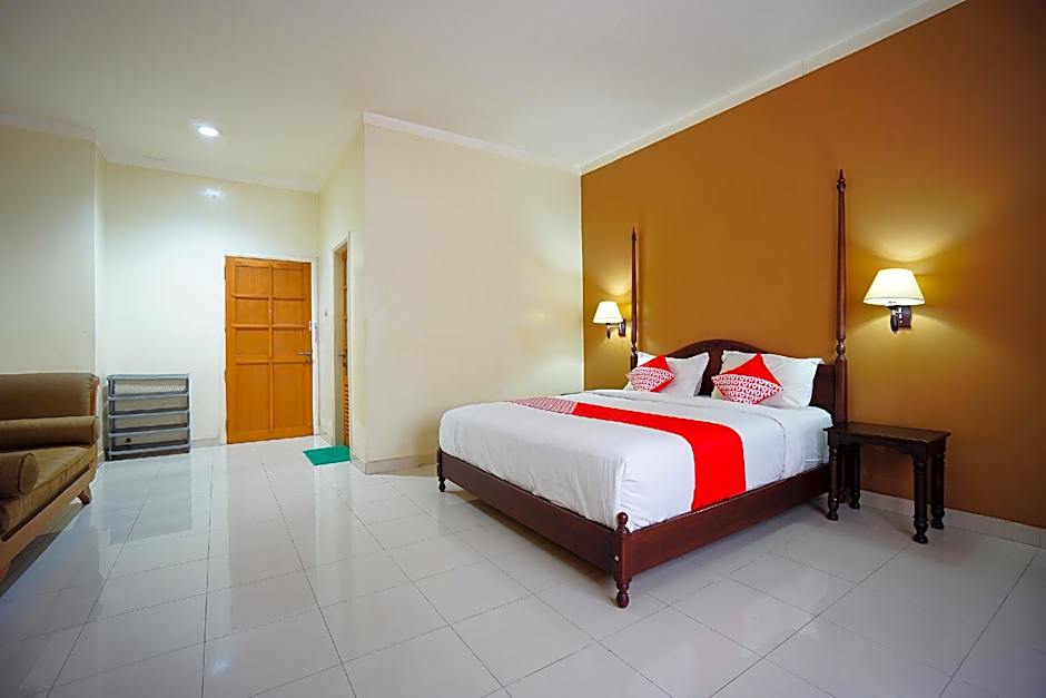 KoolKost near Megamall Manado (Minimum Stay 3 Nights)                                       