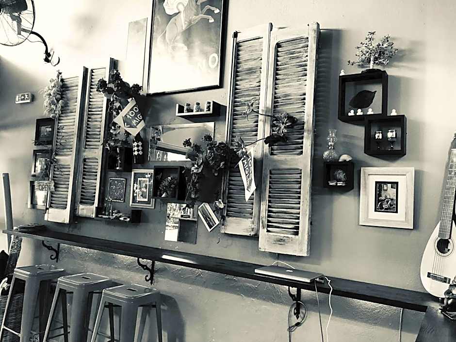 Rhodes Backpackers Boutique Hostel and Apartments