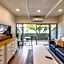 Modern Beachfront Studio: Full Kitchen & A/C
