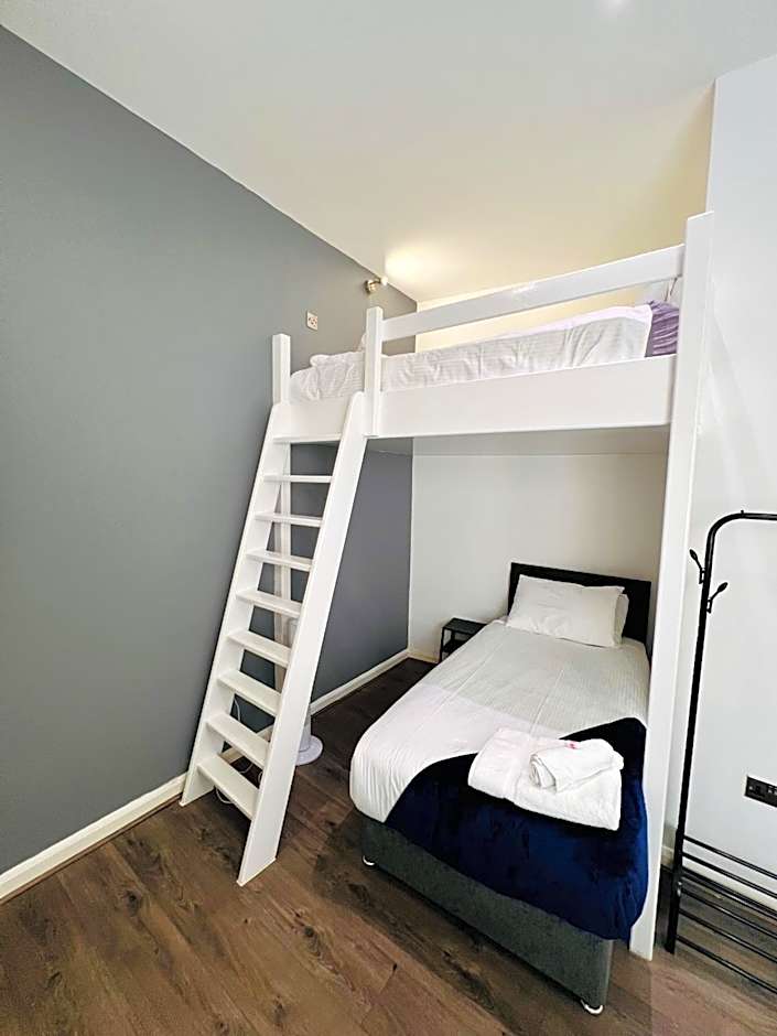 Fox House Studios, City centre Aparthotel