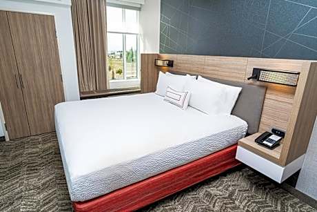 King Suite with Trundle Sofa - Hearing Accessible