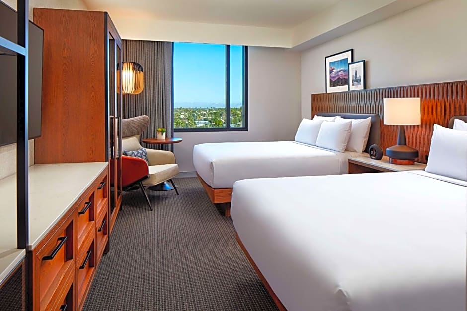 Senna House Scottsdale, Curio Collection by Hilton