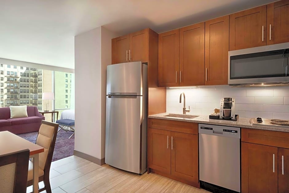 Homewood Suites by Hilton Chicago Downtown South Loop