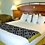 Monte Carlo Inn- Near Disney