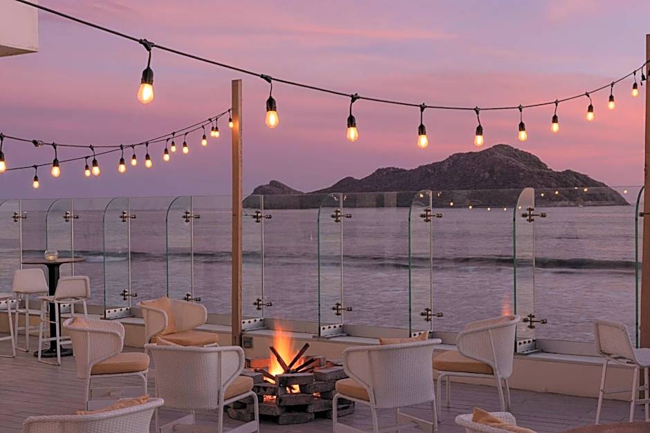 DoubleTree by Hilton Mazatlan