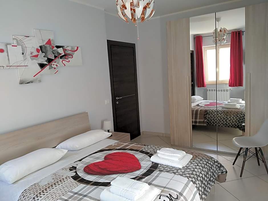 Double Room with Private Bathroom — 5 fotoğraftan 1. fotoğraf