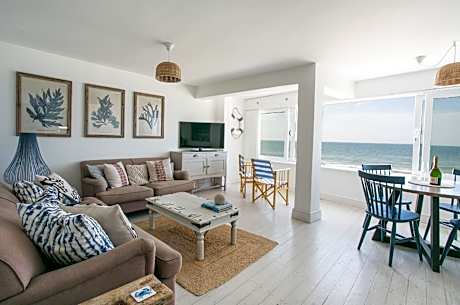 Hightide - Bracklesham Bay