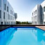 Lugaris Beach Apartments