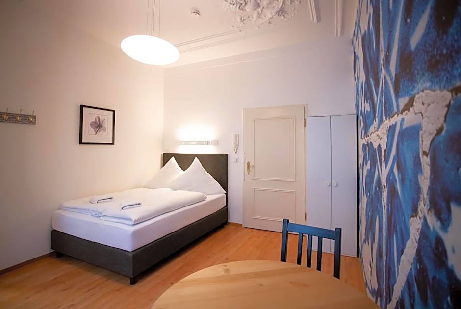 Aparthotel Villa Elon