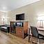 Super 8 by Wyndham Alexandria MN